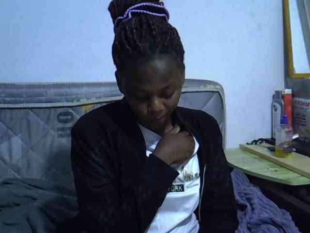 Sexybeiby1 webcam