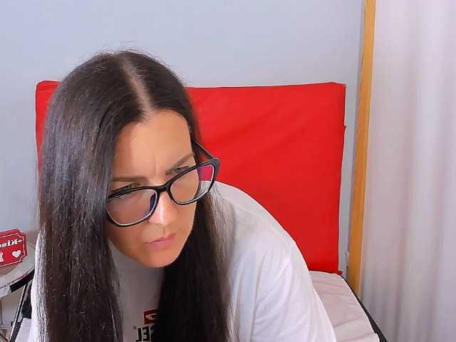 NadiaAmore live cam on BongaCams