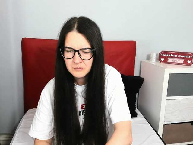 NadiaAmore live cam on BongaCams