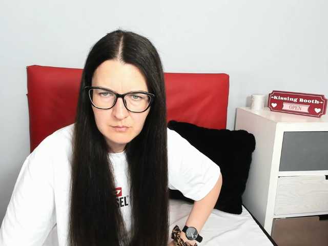 NadiaAmore live cam on BongaCams