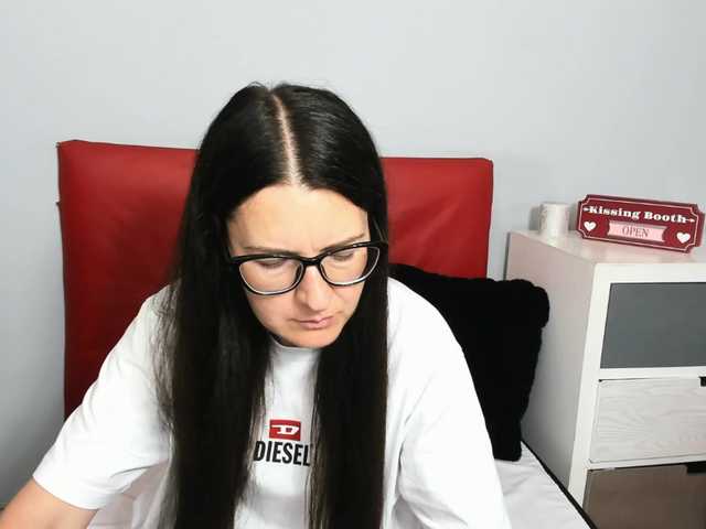 NadiaAmore live cam on BongaCams