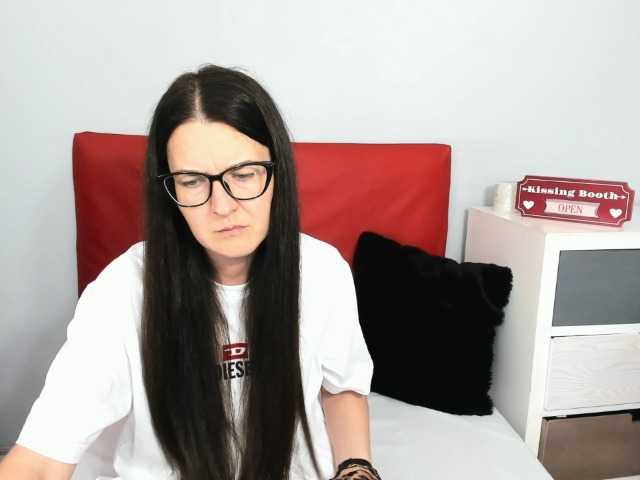 NadiaAmore live cam on BongaCams