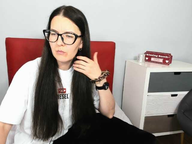 NadiaAmore live cam on BongaCams