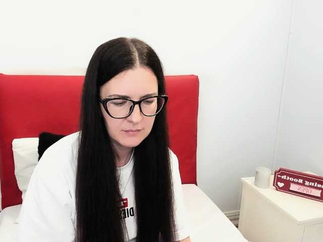 NadiaAmore, 45 y/o - Live Cam on BongaCams