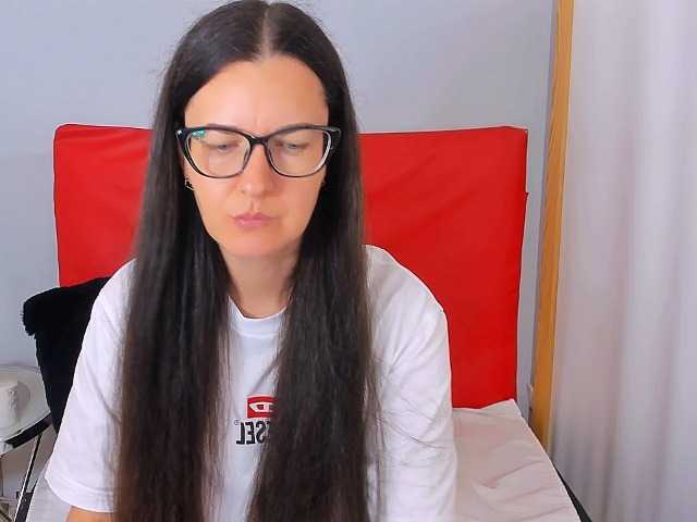 NadiaAmore live cam on BongaCams