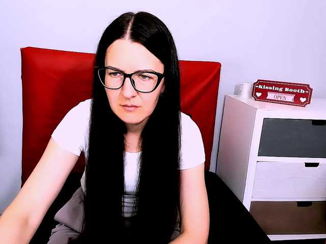 NadiaAmore live cam on BongaCams