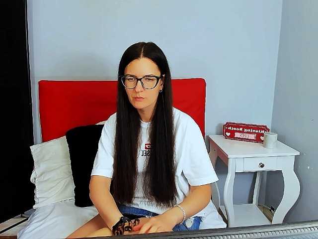 NadiaAmore live webcam show