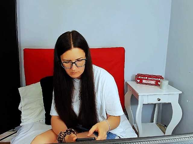 NadiaAmore live cam on BongaCams