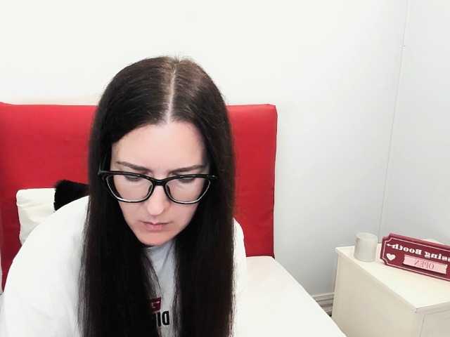 NadiaAmore live cam on BongaCams