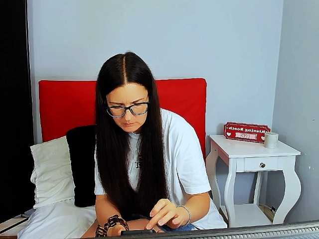 NadiaAmore live webcam show