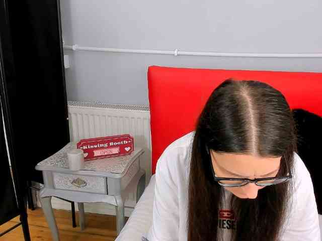 NadiaAmore webcam