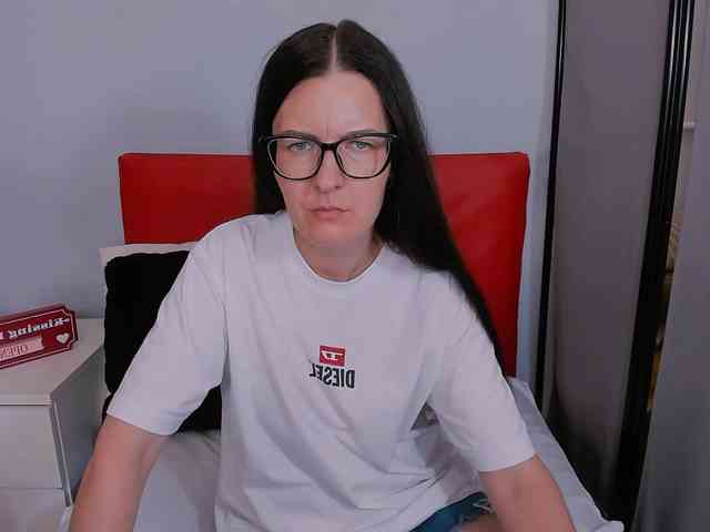 NadiaAmore webcam