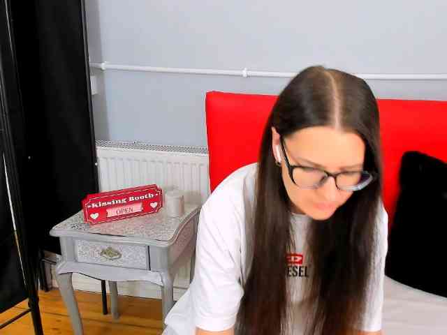 NadiaAmore webcam