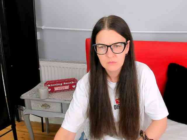 NadiaAmore webcam