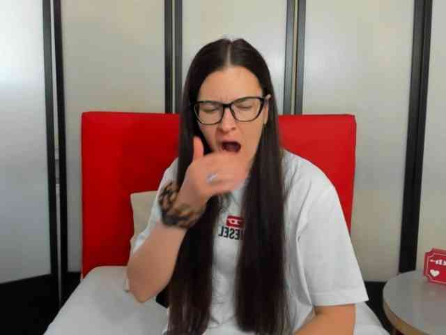 NadiaAmore webcam