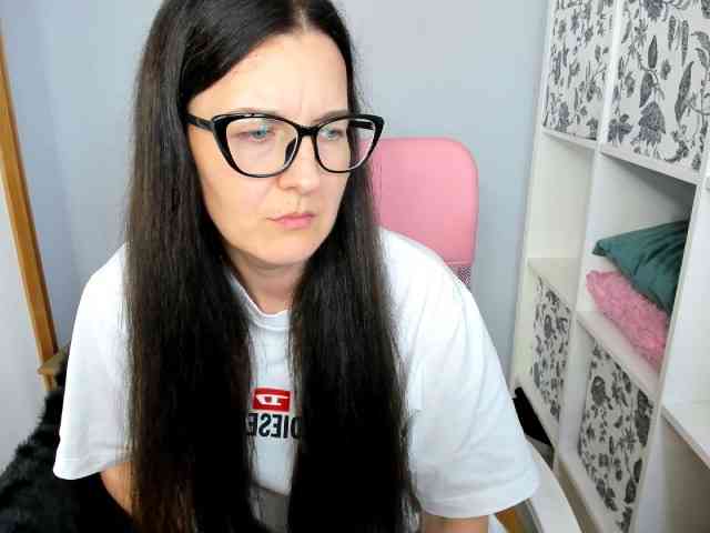 NadiaAmore webcam