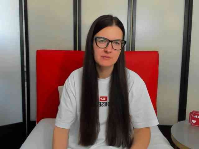 NadiaAmore webcam