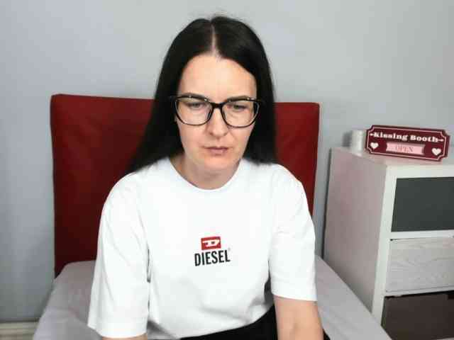 NadiaAmore webcam