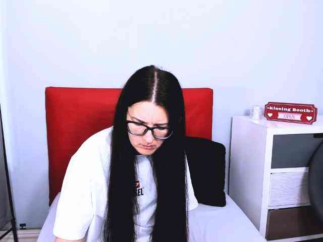 NadiaAmore webcam