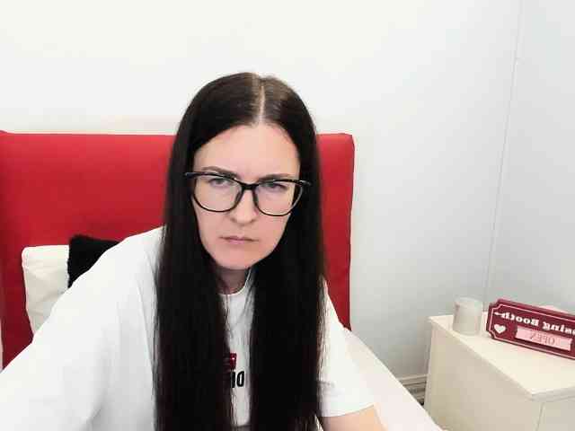 NadiaAmore webcam