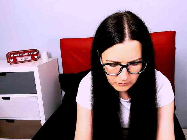 NadiaAmore webcam