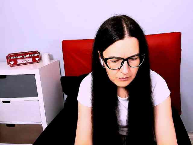 NadiaAmore webcam