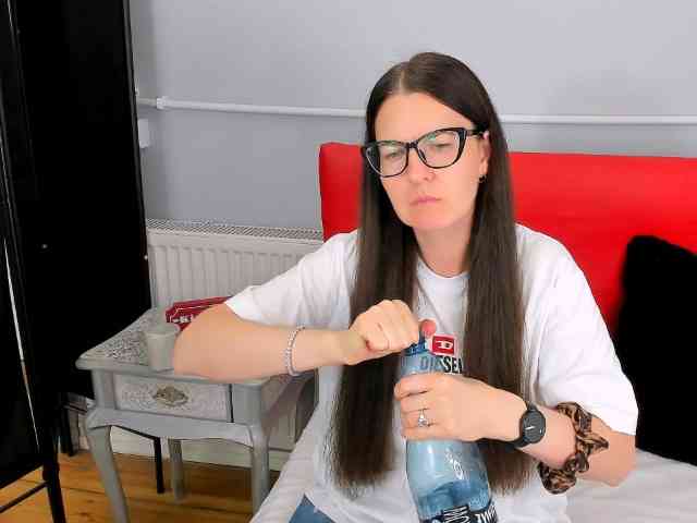 NadiaAmore webcam