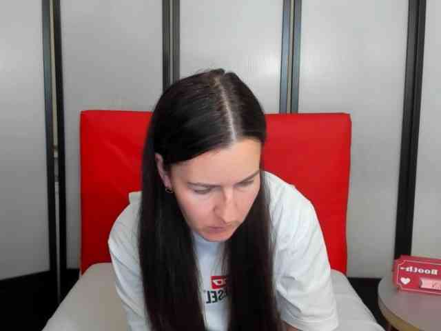 NadiaAmore webcam