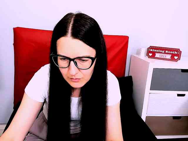 NadiaAmore webcam