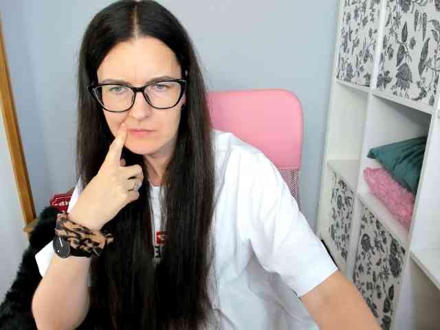 NadiaAmore webcam