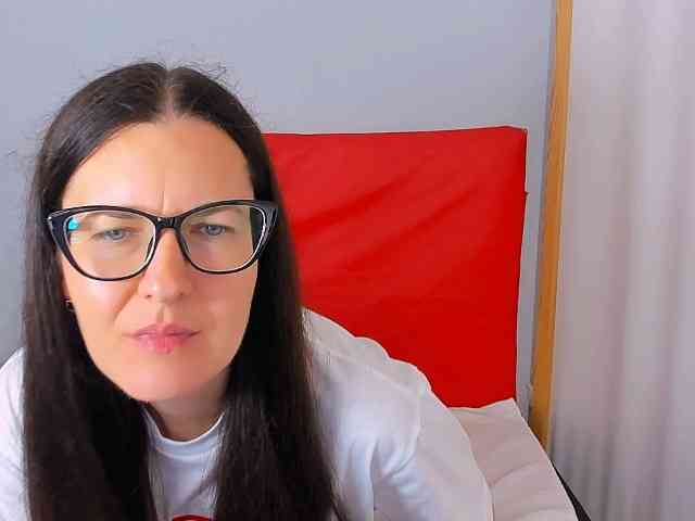 NadiaAmore webcam