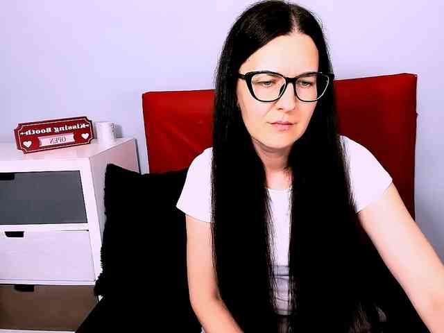 NadiaAmore webcam