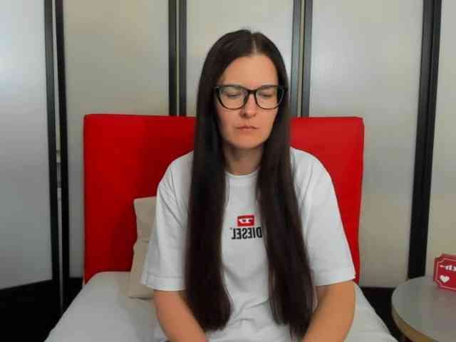 NadiaAmore webcam