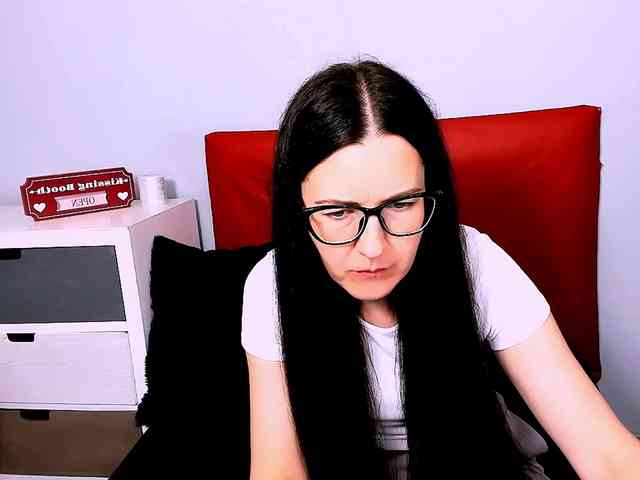 NadiaAmore webcam