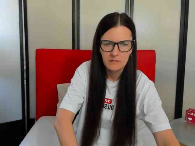 NadiaAmore webcam
