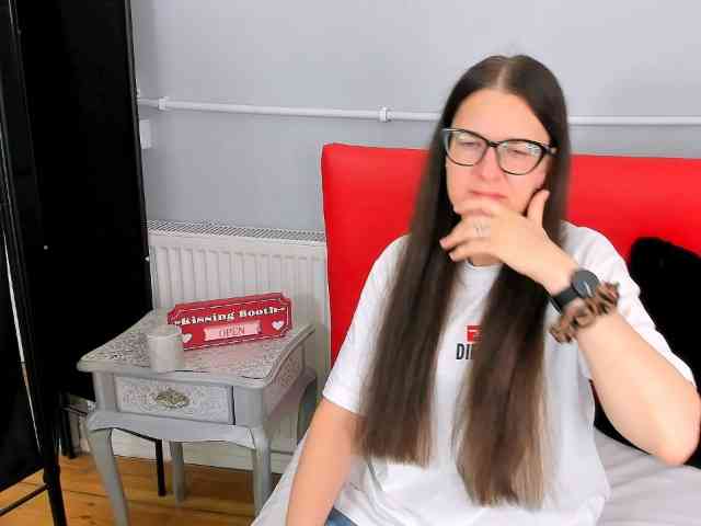 NadiaAmore webcam