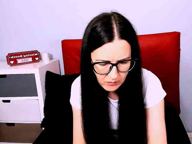 NadiaAmore webcam
