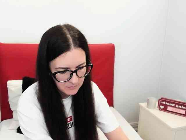 NadiaAmore webcam