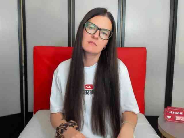 NadiaAmore webcam