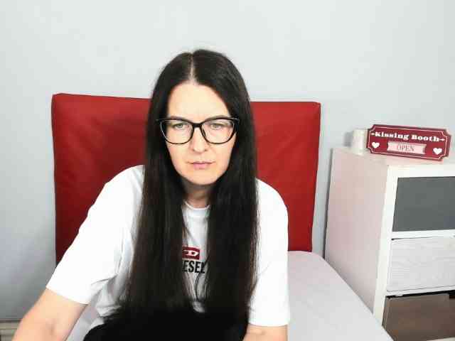 NadiaAmore webcam