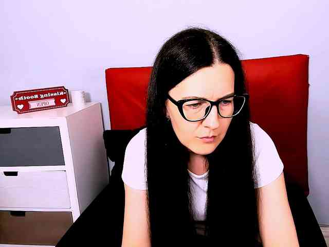 NadiaAmore webcam
