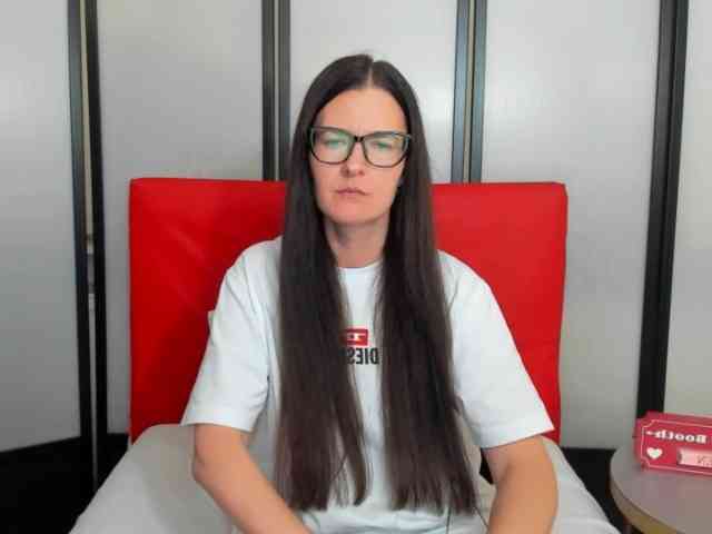 NadiaAmore webcam