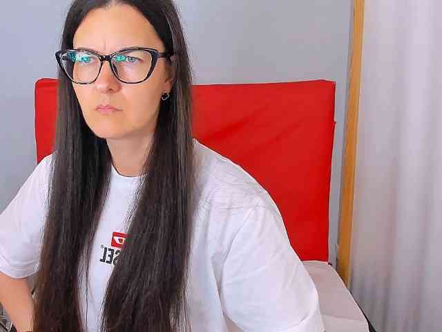 NadiaAmore webcam