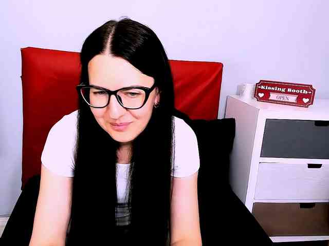 NadiaAmore webcam