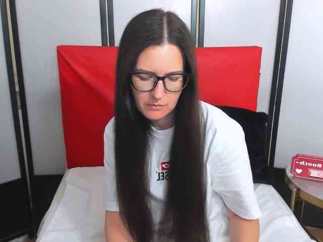 NadiaAmore webcam