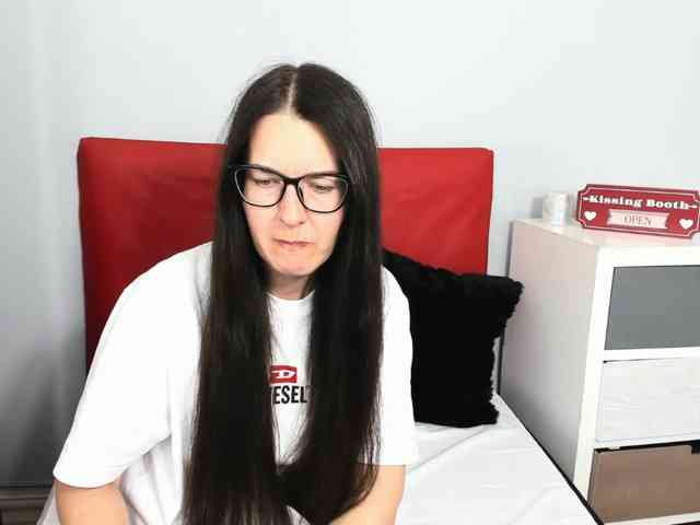 NadiaAmore webcam