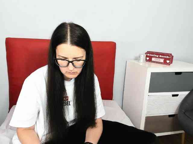 NadiaAmore Live Webcam on BongaCams