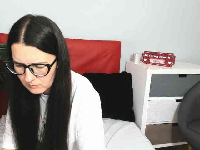 NadiaAmore webcam