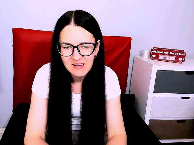 NadiaAmore webcam