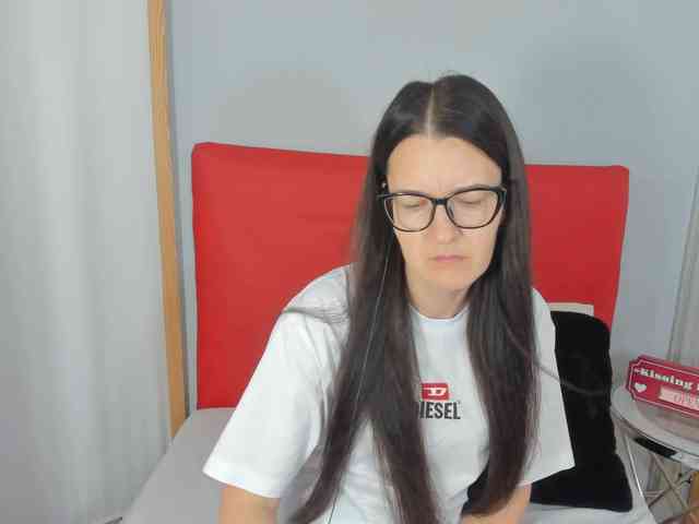 NadiaAmore webcam